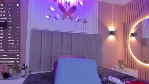 Chantall online show from 2, 3, 2025