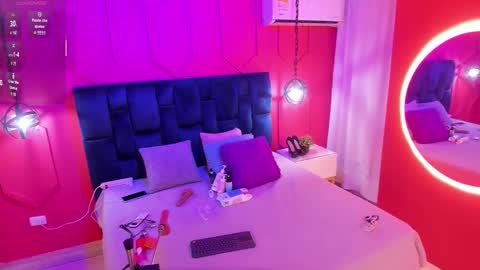 Chantall online show from 19, 10, 2025