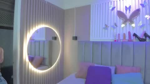 Chantall online show from 22, 2, 2026