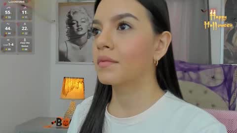 Snapshot of beautyari_ chatting on 25, 10, 2025 Ariana Reyes online show from 25, 10, 2025