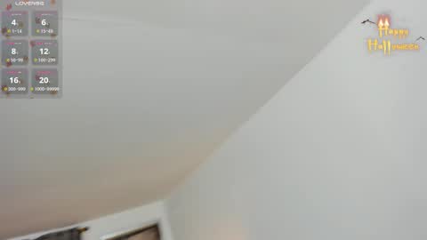 Snapshot of beautyari_ chatting on 29, 10, 2025 Ariana Reyes online show from 29, 10, 2025