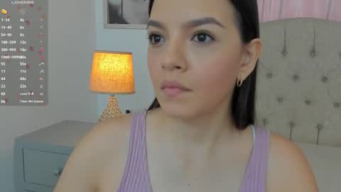 Snapshot of beautyari_ chatting on 11, 11, 2025 Ariana Reyes online show from 11, 11, 2025