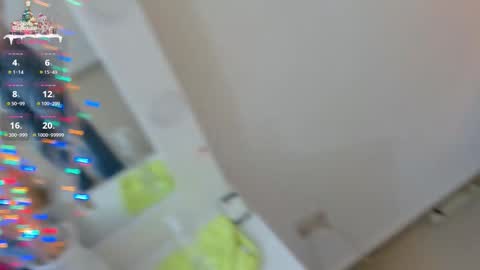 Snapshot of beautyari_ chatting on 16, 12, 2025 Ariana Reyes online show from 16, 12, 2025