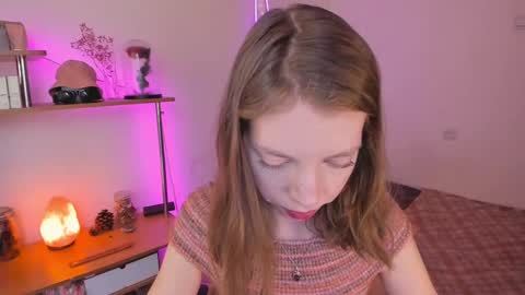 Snapshot of beautyeliise chatting on 24, 2, 2025 Eliise online show from 24, 2, 2025