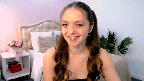 Snapshot of beautyfrominside chatting on 25, 9, 2025 Gloria online show from 25, 9, 2025