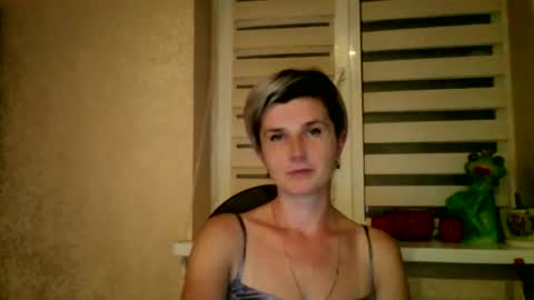 Snapshot of beautyksenia chatting on 19, 9, 2025 BeautyKsenia online show from 19, 9, 2025