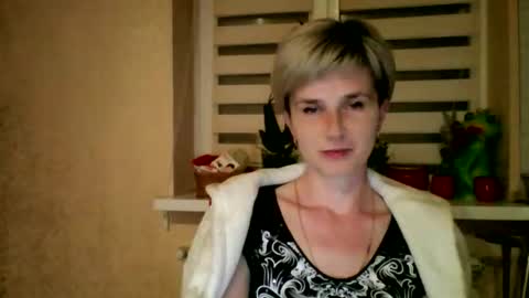 Snapshot of beautyksenia chatting on 6, 5, 2026 BeautyKsenia online show from 6, 5, 2026
