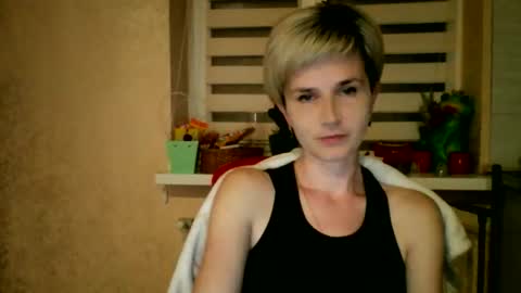 Snapshot of beautyksenia chatting on 19, 5, 2026 BeautyKsenia online show from 19, 5, 2026