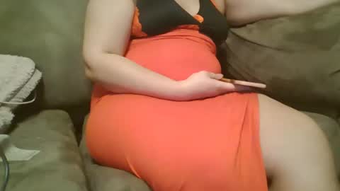 Snapshot of beautyloves chatting on 11, 3, 2025 Beauty online show from 11, 3, 2025