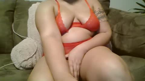 Snapshot of beautyloves chatting on 12, 3, 2025 Beauty online show from 12, 3, 2025