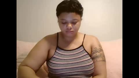 Snapshot of beautyloves chatting on 12, 9, 2025 Beauty online show from 12, 9, 2025