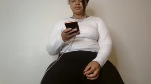 Snapshot of beautyloves chatting on 19, 9, 2025 Beauty online show from 19, 9, 2025