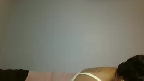 Snapshot of beautyloves chatting on 24, 9, 2025 Beauty online show from 24, 9, 2025