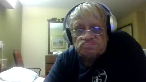 Snapshot of beautytomyeyes chatting on 7, 10, 2025 beautytomyeyes online show from 7, 10, 2025