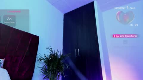 beckyrogue_44 online show from 20, 11, 2025