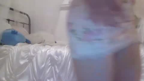 bedazzlemykitty online show from 3, 4, 2026