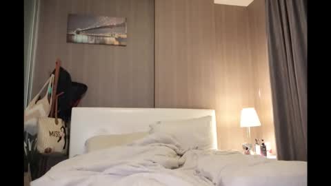 bee_thai online show from 16, 4, 2026