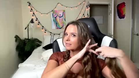 all links here  online show from 6, 1, 2025