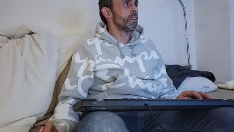 begbestuk online show from 22, 9, 2025