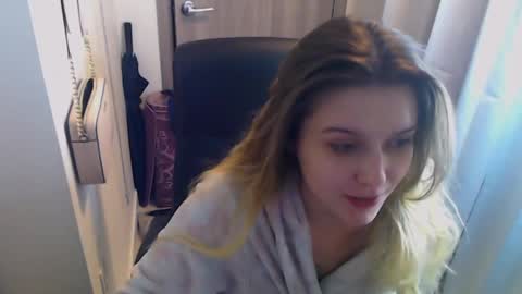 Snapshot of belindaacosta chatting on 18, 12, 2024 Belinda online show from 18, 12, 2024