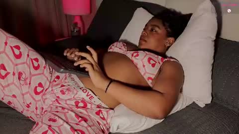 Snapshot of belkis_mills chatting on 10, 6, 2026 Belkis online show from 10, 6, 2026