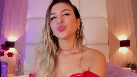 Bella cam online show from 19, 3, 2026