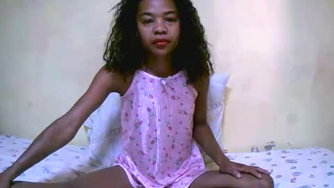 Snapshot of bella193999 chatting on 7, 12, 2024 bella193999 online show from 7, 12, 2024