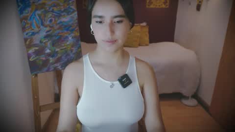 Snapshot of bella_669 chatting on 15, 12, 2025 Bella 669 online show from 15, 12, 2025