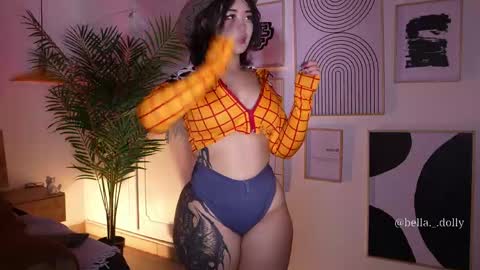 Snapshot of bella__donne chatting on 11, 5, 2026 online show from 11, 5, 2026
