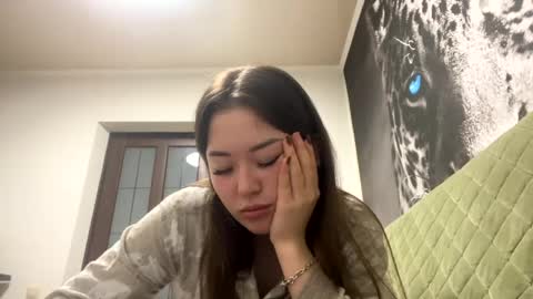 Hanna here Welcome  online show from 19, 4, 2026