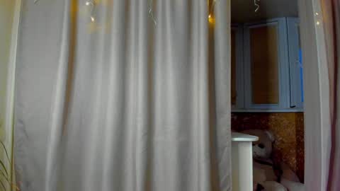 Snapshot of bella_foryou chatting on 28, 1, 2025 NastyaThere are legends that in this room all your wishes can come true  Private is Open online show from 28, 1, 2025