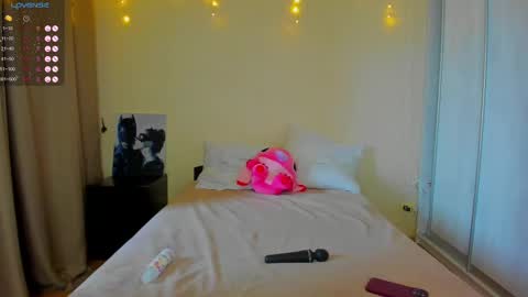 Snapshot of bella_foryou chatting on 12, 2, 2025 NastyaThere are legends that in this room all your wishes can come true  Private is Open online show from 12, 2, 2025