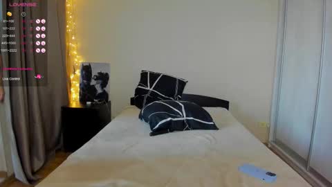 Snapshot of bella_foryou chatting on 11, 9, 2025 NastyaThere are legends that in this room all your wishes can come true  Private is Open online show from 11, 9, 2025