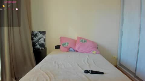 Snapshot of bella_foryou chatting on 26, 9, 2025 NastyaThere are legends that in this room all your wishes can come true  Private is Open online show from 26, 9, 2025