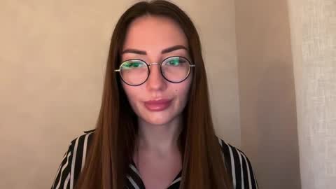 bella_foxxi online show from 7, 12, 2024