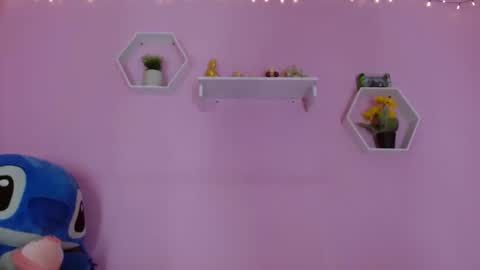 bella_gentle online show from 20, 9, 2025