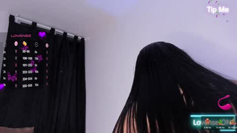 Snapshot of bella_jone chatting on 27, 12, 2024 isabella online show from 27, 12, 2024