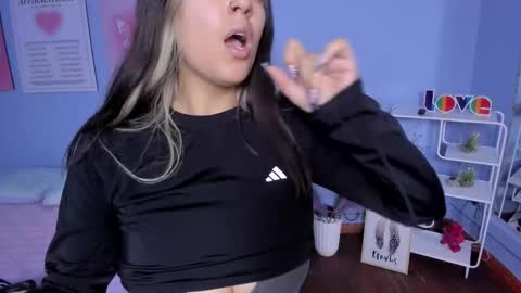  Bella  online show from 19, 12, 2025