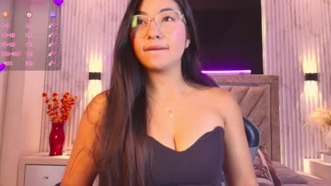 bella_martini_ online show from 1, 4, 2026