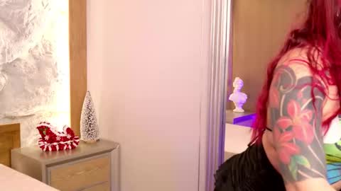 Snapshot of bella_mush chatting on 28, 11, 2025 BELLA online show from 28, 11, 2025