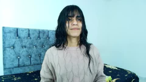 Bella online show from 12, 9, 2025