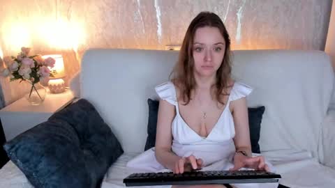 Linda Bella online show from 6, 4, 2026