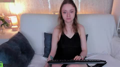 Linda Bella online show from 14, 4, 2026