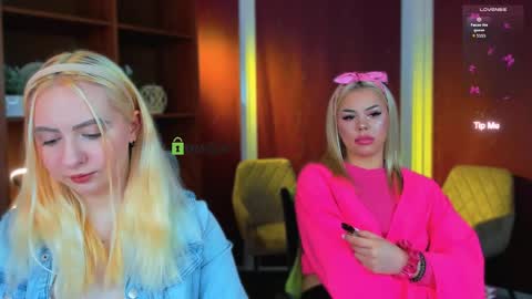 Snapshot of bella_sunshine1 chatting on 22, 3, 2026 alexa online show from 22, 3, 2026