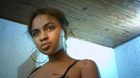 Bella online show from 30, 1, 2025