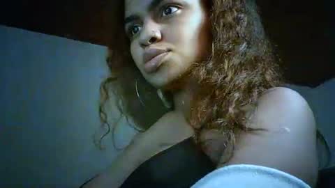 Bella online show from 28, 2, 2025