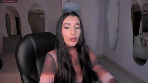  Bella C  online show from 29, 5, 2026