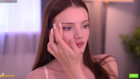 Snapshot of bellacle chatting on 28, 5, 2026 Bella I took a vacation and Ill be back on December 18th So dont lose me To keep in touch I have a TG - you can find below online show from 28, 5, 2026