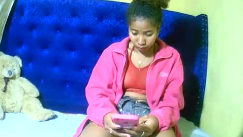 Snapshot of bellaena chatting on 13, 9, 2025 bellaena online show from 13, 9, 2025