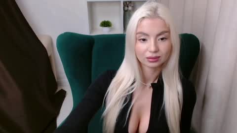 Snapshot of bellamur_ chatting on 21, 4, 2026 Bella online show from 21, 4, 2026